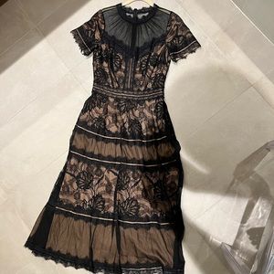 Tadashi shoji black lace dress
